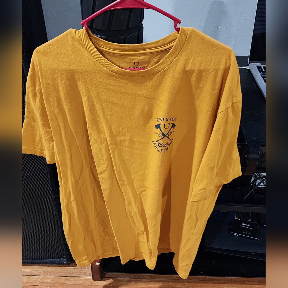 Brixton X Coors Light XL shirt, yellow and navy